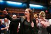 Pia Olsen Dyhr kræver svar fra Socialdemokraterne.