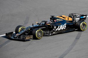 
    Haas F1's French driver Romain Grosjean steers his car during the Formula One Azerbaijan Grand Prix at the Baku City Circuit in Baku on April 28, 2019. Foto: Alexander Nemenov/AFP