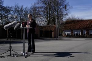 Faren til skoleeleven mente, at Mette Frederiksen havde delt fotoet uden at have indhentet tilstrækkeligt samtykke.