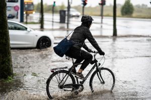Allerede en tredjedel inde i juli har der været flere skybrud end gennemsnitligt for måneden.