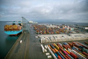 Lavere godsmængder, målt i ton, kan faktisk betyde behov for mere havneareal, skriver Jakob Svane, der er sekretariatschef i Danske Shipping- og Havnevirksomheder.