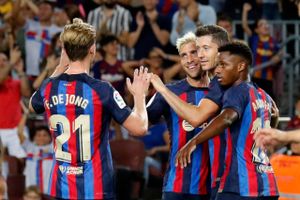 For anden uge i træk scorede Robert Lewandowski to gange, da Barcelona hentede en sikker sejr i La Liga.