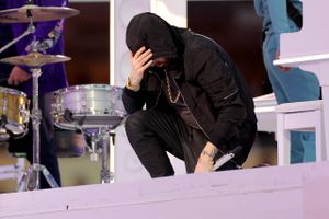 Eminem sendte hilsen til quarterback, der ikke har kunnet få kontrakt i NFL siden protester imod raceulighed.
