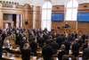 Folketingsmedlemmerne holdt et minuts stående stilhed for prins Henrik. Foto: Folketinget