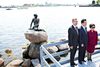 Københavns overborgmester, Frank Jensen (S), viser i 2012 Den Lille Havfrue frem for en af verdens mest magtfulde mænd: Kinas daværende præsident Hu Jintao og frue. Arkivfoto: Stine Bidstrup
