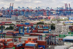 Målt på mængde er væksten i verdenshandelen dykket fra 5 pct. i 1. halvår 2017 til 3 pct. i 1. halvår 2018. Foto: AP/Axel Heimken
