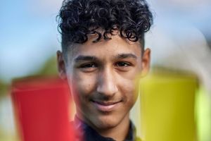 16-årige Mohammed Shaban er en af de unge fra et udsat boligområde, der har engageret sig i foreningslivet.