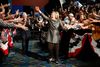 Hillary Clinton fejrede sin storsejr i fire af fem mulige stater med en fest i Philadelphia, hvor Demokraterne i juli holder deres partikonvent. Foto: Matt Rourke/AP
