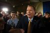 John Kasich trækker sig fra det republikanske præsidentkapløb, bekræfter en af hans kampagnerådgivere ifølge amerikanske medier.