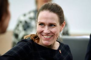 3,5 måned efter sms-krisen i efteråret var departementschef Barbara Bertelsen central i en ny sag, hvor hendes håndtering af sms'er ifølge eksperter kan være på kant med loven. Det viser en aktindsigt. Statsministeriet har givet en teknisk forklaring, men ikke ønsket at forholde sig til eksperternes kritik.  
