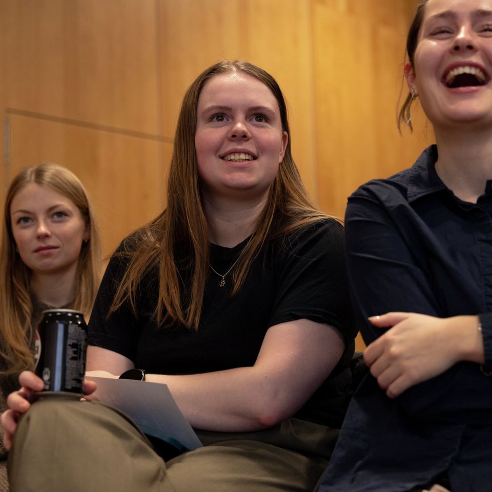 Overskudskvinder LIVE: Anne Stampe, Ane Konradsen, Nina Smith og Marchen Neel Gjertsen