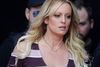 Stripperen Stormy Daniels, der her ses i et foto fra oktober 2018, hævder at have haft en kortvarig affære med Donald Trump. Anklagere i New York mener Trump beordrede sin advokat Michael Cohen til at betale Daniels for hendes tavshed om dette før valget i 2016. Foto: Markus Schreiber/AP