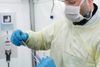 En række borgere har mulighed for at blive podet, hvis det formodes, at de kan være smittet med coronavirus. Det gælder blandt andet personer med svære symptomer og gravide. Foto: Niels Christian Vilmann/Ritzau Scanpix