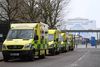 Ambulancer holder foran det midlertidige felthospital Nightingale i London. Foto: Daniel Leal-Olivas/Ritzau Scanpix
