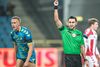 Brøndbys Hjörtur Hermannsson fåik det røde kort af dommer Sandri Putros i Alka Superliga-kampen mellem AaB og Brøndby på Aalborg Foto: HENNING BAGGER