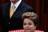 Brasiliens præsident Dilma Rousseff sammen med vicepræsident Michel Temer, som hun nu anklager for "forræderi".