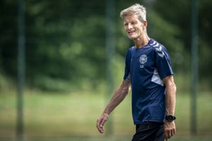 Kvindelandstræner i fodbold Lars Søndergaard har fået lagt to år på sin kontrakt, så den nu løber til 2023.