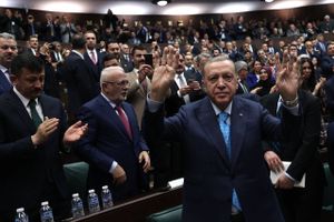 Præsident- og parlamentsvalg kan blive den tyrkiske præsidents største prøve efter mere end 20 år ved magten.