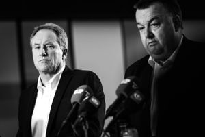 Parterne har holdt en eventuel kompensation for afskaffelsen af store bededag ude af aftale om overenskomst.