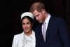 De seneste dage har der været arbejdet intenst i det britiske kongehus for at finde en løsning, hvor Prins Harry og Meghan kunne trække sig tilbage fra offentligheden. Og hvor kongehuset kunne undgå alt for meget kritik. En løsning blev offentliggjort lørdag aften Foto: Ben Stansall/Ritzau Scanpix