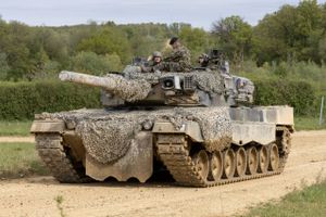 Schweiz vil sælge Leopard-kamvogne til tysk producent. Det gør det muligt at sende mere udstyr til Ukraine.