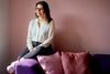 I lang tid havde Lena Nyhus så store smerter, at hun var lænket til sin sofa. Herfra stiftede hun foreningen Intact Denmark, som kæmper mod omskæring af raske børn. Foto: Stine Bidstrup