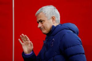 Ifølge blandt andre Skysports har Tottenham fyret manager José Mourinho.
