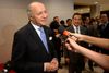 På et ekstraordinært møde fredag vil medlemslandene forsøge at koordinere politikken i forhold til situationen i Irak. Frankrigs udenrigsminister, Laurent Fabius.