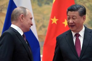 Vladimir Putin og Xi Jinping er Vestens kop te, men måske får Kina gavn af den vestlige verdens massive fordømmelse af Rusland - hvis ellers det kinesiske styre kan formå at holde balancen i konflikten omkring krigen i Ukraine. Arkivfoto: Aleksey Druzhinin/Reuters