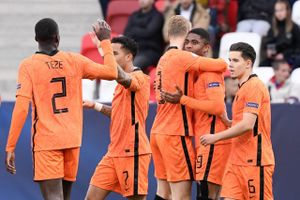 En scoring til allersidst i kampen mod Frankrig sikrede Holland semifinalepladsen ved EM for U21-landshold.
