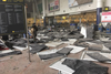 De to bombeeksplosioner i den travle Zaventem-lufthavns afgangshal blæste ruder ud og rev flere tagplader ned. Adskillige personer blev dræbt.