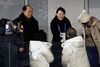 Moon Jae-in, Sydkoreas præsident (nederst til højre), delte ved åbningen af vinter-OL loge med Kim Yo-jong, Kim Jong-uns lillesøster. Foto: AP/Park Dong-ju