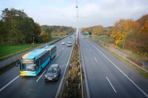 Bilisterne kørte i marts markant langsommere på motorvejene, end de plejer. God nyhed, siger minister.