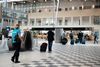 Strømmen af feriegæster med kurs mod Spanien er slut, efter Udenrigsministeriet nu fraråder ikke-nødvendige rejser til landet. I forvejen er lufthavnen – som her i Billund – tyndt befolket på grund af coronaepidemien. Foto: Marie Ravn