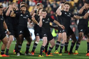En mindre del af All Blacks er kommet på amerikanske hænder efter to års forhandlinger.