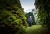 »Man ser tit i både ultraløb og maraton, at der kommer en ung gut og overhaler en, og så tænker man “bare vent“,« siger Stine Rex. Foto: Joachim Ladefoged
