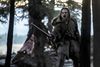 Leonardo DiCaprio i den altdominerende rolle som Hugh Glass. Han kan efterhånden alt og giver figuren et uafviseligt autentisk nærvær. Foto: Allstar Picture Library/20th Century Fox
