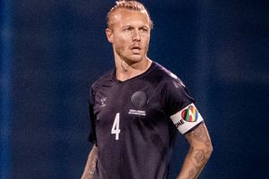 Regnbuearmbindet har trukket overskrifter, efter at flere nationer - herunder Danmark - måtte droppe at iføre sig det efter trusler om strafsanktioner fra Fifa.