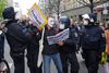 Mens Drosten er ængstelig ved en for hurtig genåbning, har andre tyskere den modsatte holdning. Lørdag blev der i Berlin demonstreret mod nedlukningstiltag. Foto: Tobias Schwarz/AFP