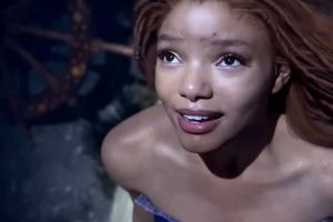 Den lille havfrue bliver spillet af en sort skuespiller i ny Disney-film, og det har medført en strøm af rørende videoer fra sorte forældre på sociale medier. 