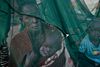 Mange sydsudanere er blevet tvunget på flugt på grund af urolighederne i landet. Nu tvinger uroen også nødhjælpsarbejdere ud af det nordlige Sydsudan.