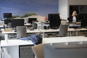 Det er forventningen, at flere medarbejdere og arbejdspladser ønsker at gøre mere brug af hjemmearbejde sammenlignet med før pandemien.
I forhold til statslige arbejdspladser er der i øjeblikket et analysearbejde i gang om brugen af hjemmearbejdspladser efter coronapandemien. Foto: Gregers Tycho.