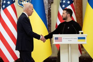 Rusland blev nogle timer inden Joe Bidens afrejse oplyst om besøget til Kyiv, siger USA's sikkerhedsrådgiver.