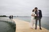 Cecilia Ravnkilde Clemmensen og Frederik Ahle Agersnap blev som de første den 22. juni 2017 gift på Den Uendelige Bro, lige efter at den officilet blev åbnet. Arkivfoto: Benjamin Nørskov