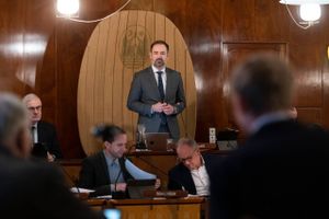 I Aarhus Byråd skifter medlemmerne partifarve langt oftere end landsgennemsnittet. JP Aarhus gør status på byrådet efter en periode med flere partiskift.