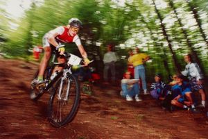 Verdensmester i mountainbike Michael Rasmussen fortæller om sine største oplevelser på brede dæk i et uddrag fra den nye bog ”Mountainbike – fra begynder til verdensmester”.
