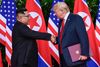 Nordkoreansk tilbud kan bryde det dødvande, der har præget forholdet siden Donald Trumps og Kim Jong-uns stort anlagte topmøde i Singapore i juni. Foto: Susan Walsh/AP