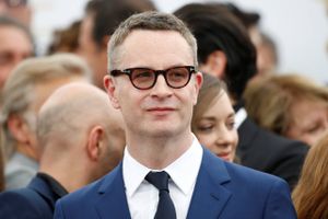  70th Cannes Film Festival - Photocall for the 70th Anniversary of the festival - Cannes, France. 23/05/2017. Director Nicolas Winding Refn poses during a family picture with former Cannes festival award winners. Arkivfoto: Stephane Mahe/Reuters