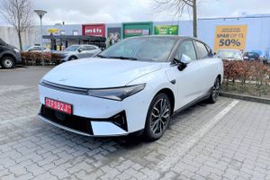 Det kinesiske bilmærke Xpeng tester den nye P5, som matcher Tesla Model 3, i den danske trafik lang tid før den europæiske lancering.