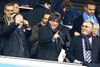 Cataloniens nye leder, Carles Puigdemont (i midten), var i onsdags til fodbold i Barcelona, da FC Barcelona mødte lokal rivalerne fra Espanyol. Foto: Joan Valls/Urbanandsport/ Nurphoto